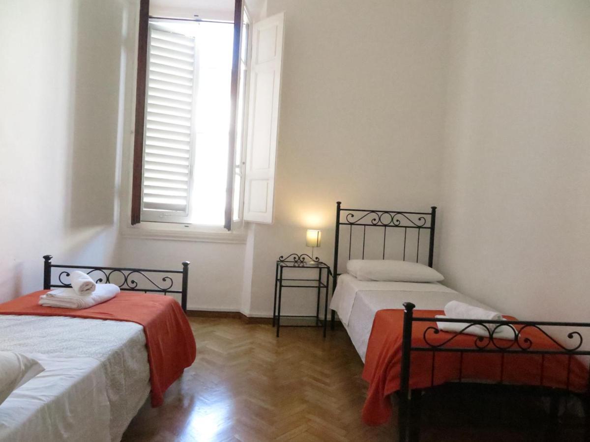 Wine Apartments Florence Merlot מראה חיצוני תמונה