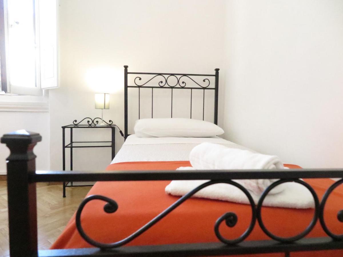 Wine Apartments Florence Merlot מראה חיצוני תמונה